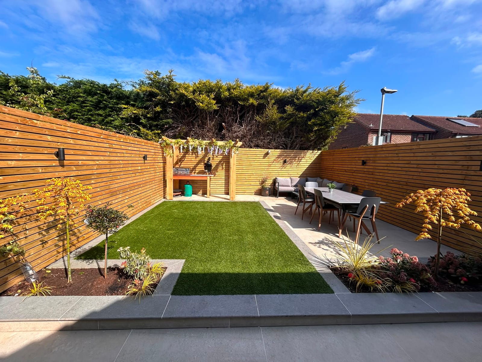 Driveway, patio and landscaping project by Hills Driveways & Patios