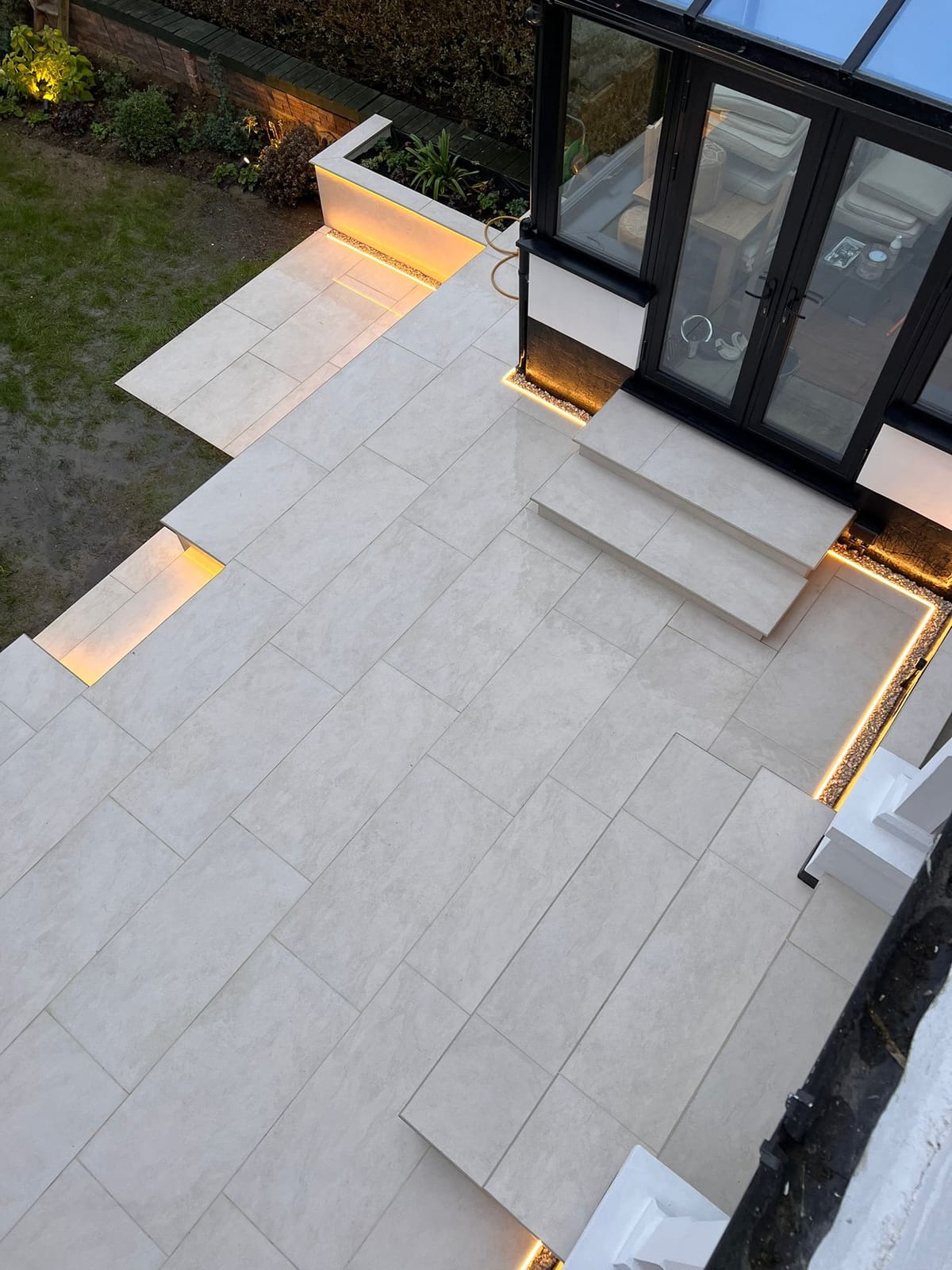 Driveway, patio and landscaping project by Hills Driveways & Patios