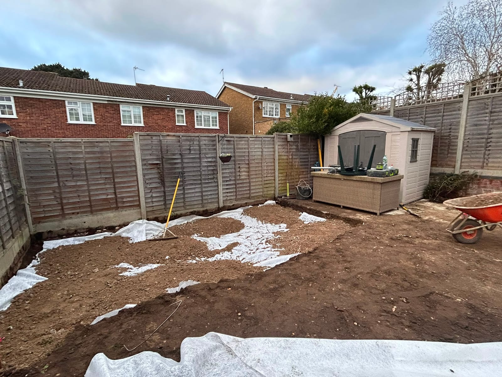 Driveway, patio and landscaping project by Hills Driveways & Patios