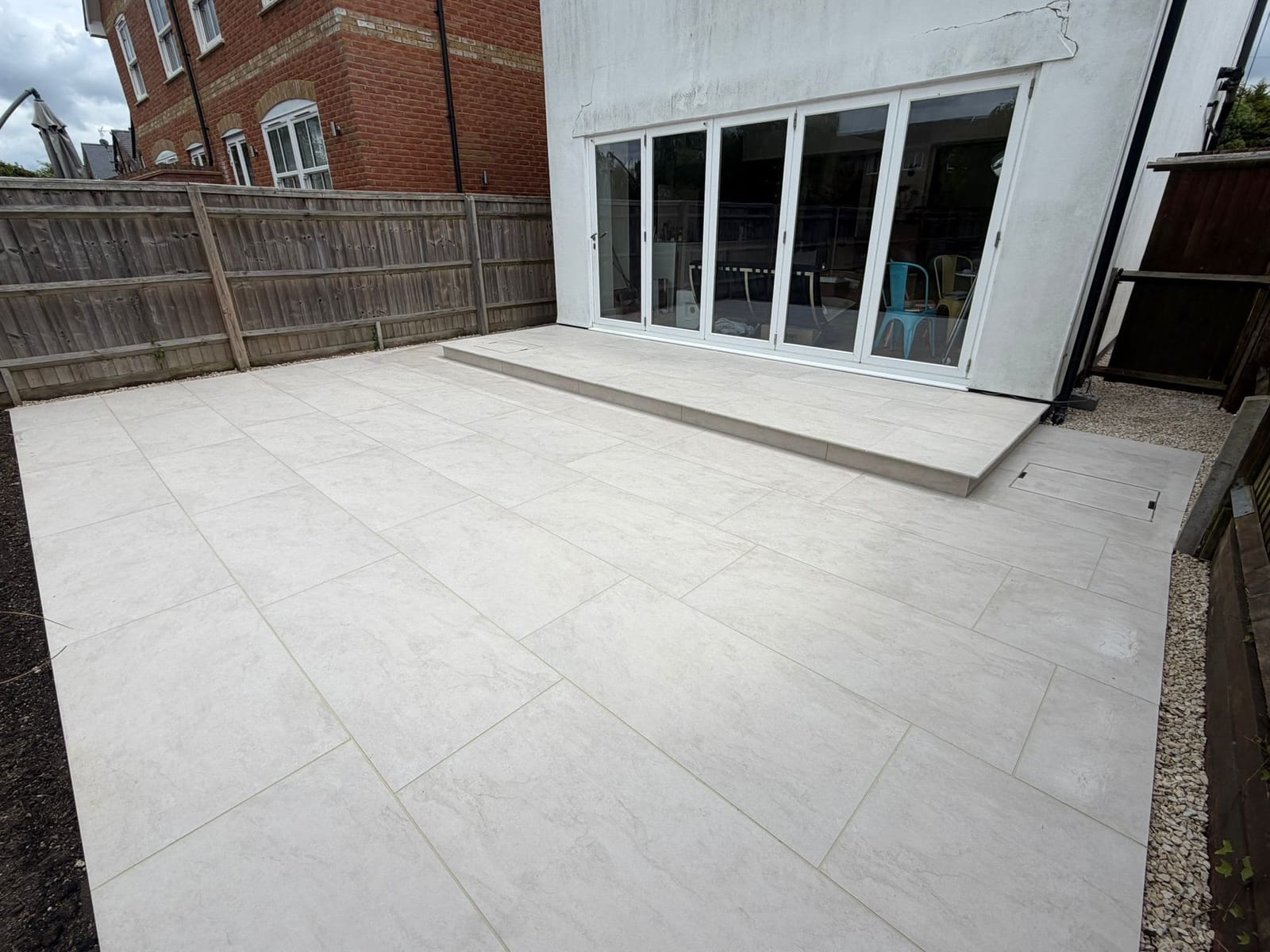 Driveway, patio and landscaping project by Hills Driveways & Patios