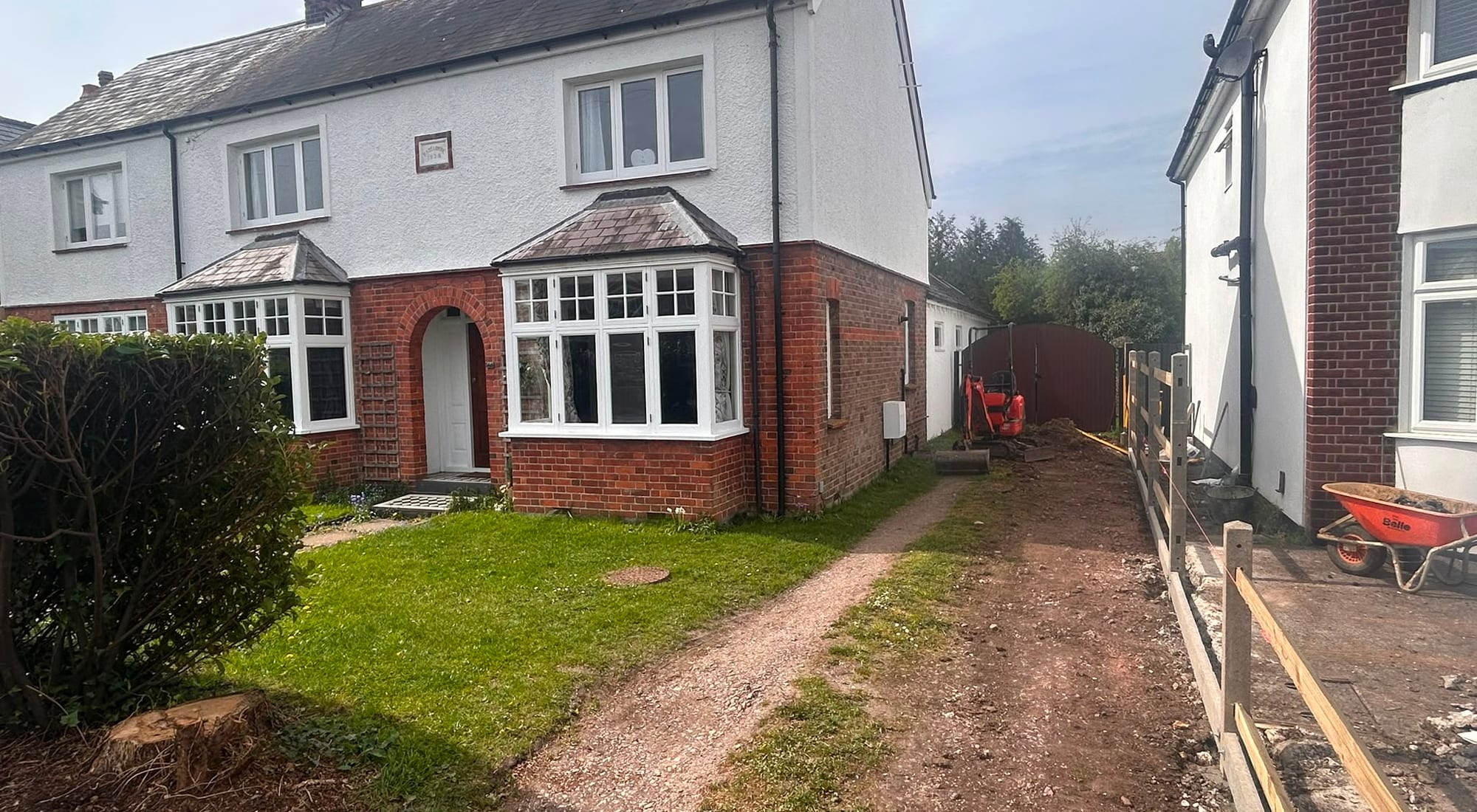Driveway Repairs in Cobham by Hills Driveways & Patios